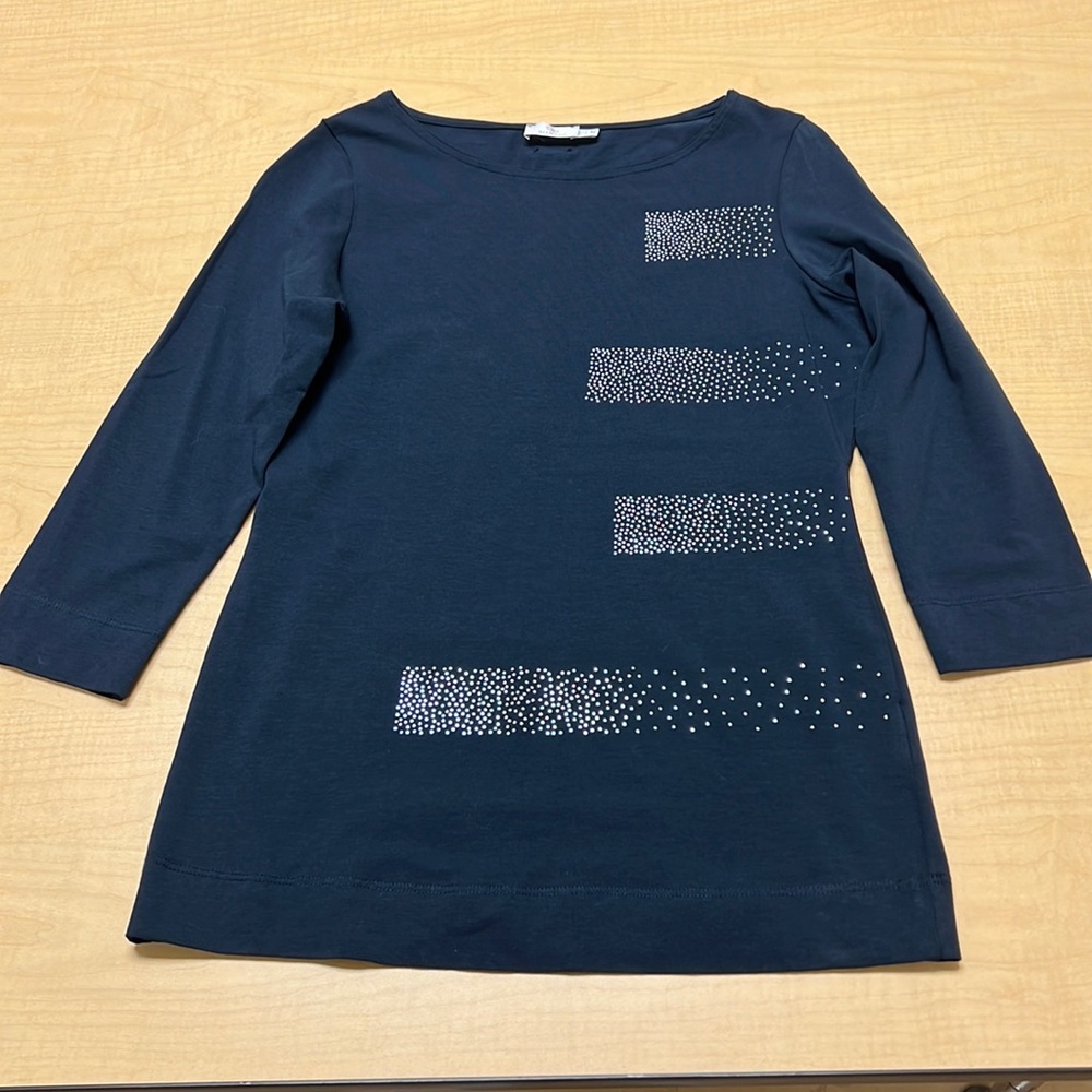 Dismero three quarter‎ sleeve top, size xs